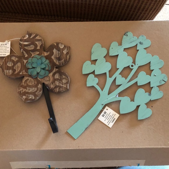 Other - NWT Wall Hook and Decor Set